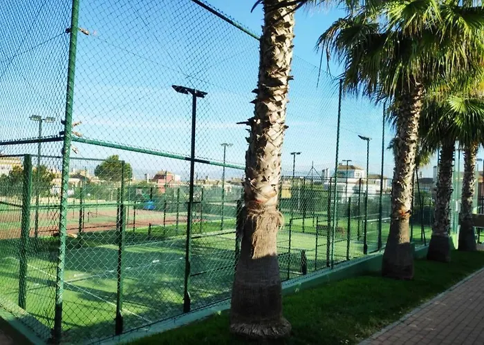 Montefaro Spacious Townhouse - Beach & Pool